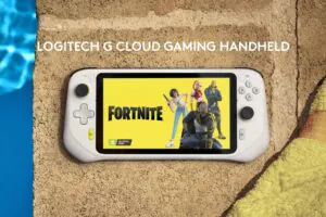 Logitech G Cloud Gaming Handheld lifestyle 1